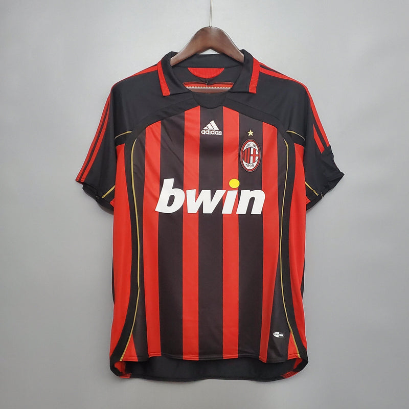 Camiseta retro local del AC Milan 2006/07