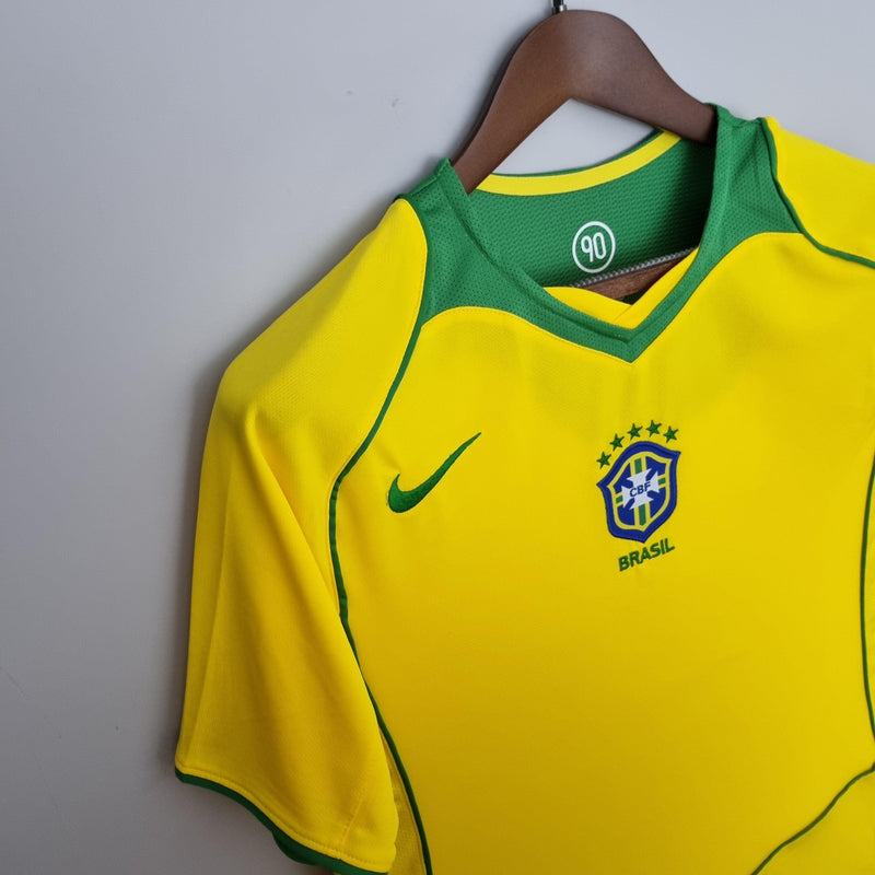 Camiseta retro local de la selección nacional de Brasil 2004/06