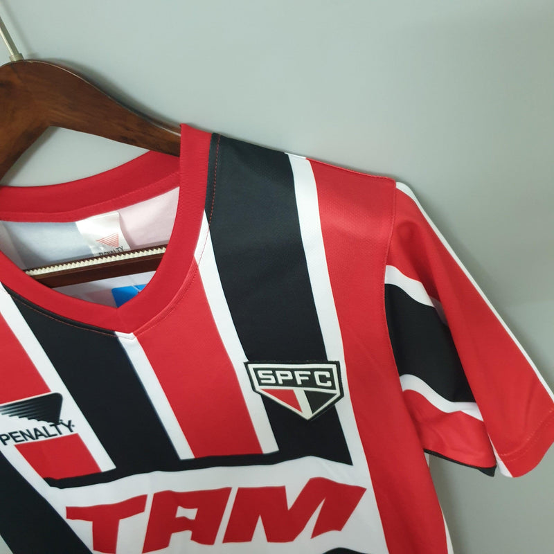 Sao Paulo 1993/93 Away Retro Shirt